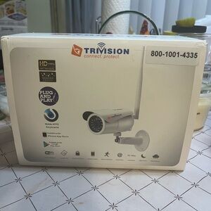White‎ Wireless Security Camera